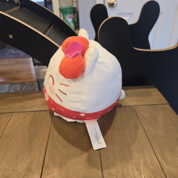 Hello Kitty Reversible Plush - Picture 2 of 8